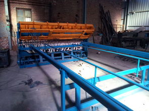 焊網(wǎng)機護欄網(wǎng)排焊機設備